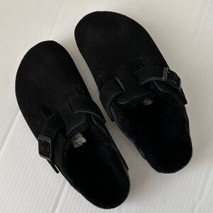 Birkenstock NWOB Boston Shearling Clogs Black, 6-6.5 (37)